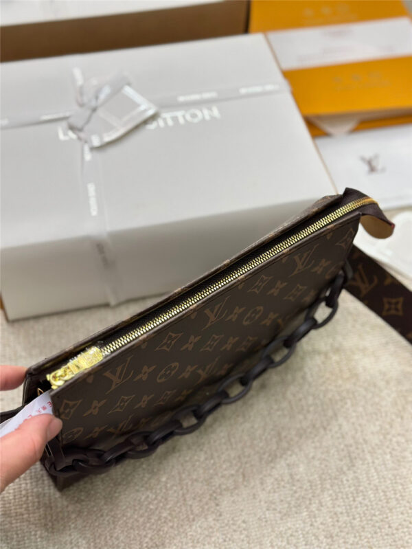 LV Toiletry (Monogram Canvas)