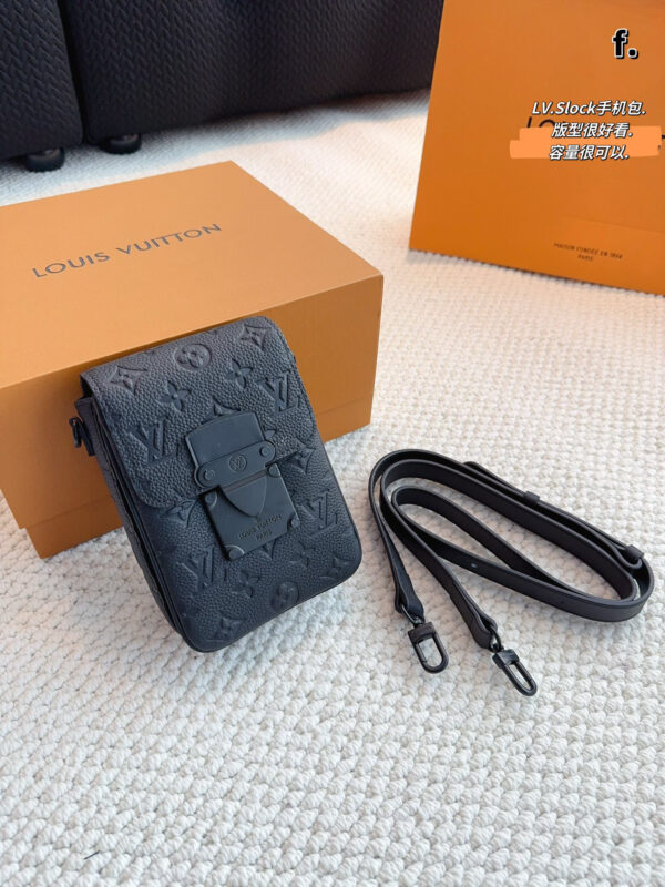 LV S-Lock Vertical Wearable Wallet