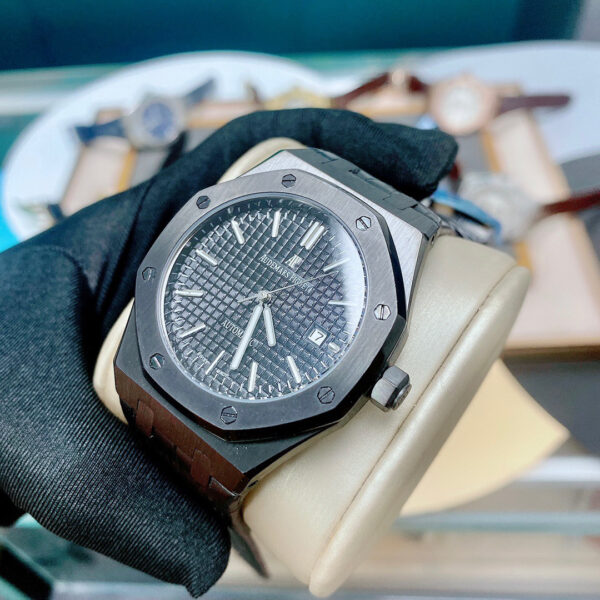 Audemars Piguet Royal Oak Series – Black, Black Case, Classic Look