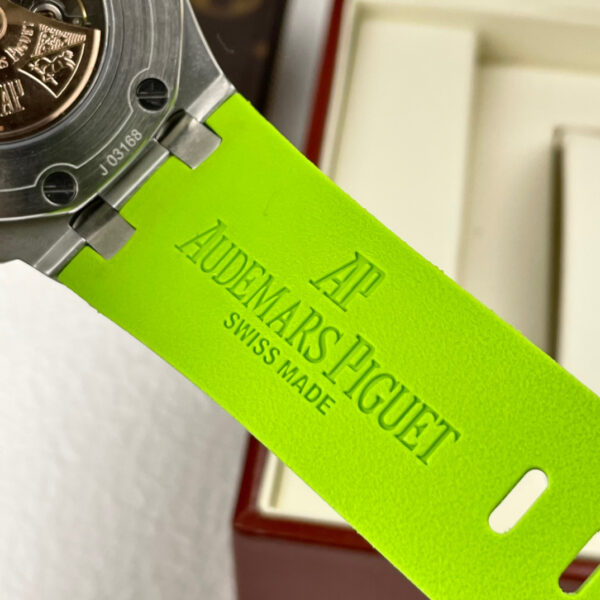 Audemars Piguet Royal Oak Offshore Diver Chronograph – Green