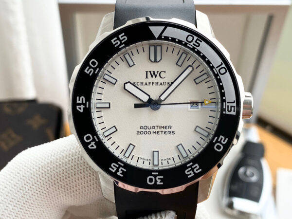 IWC Schaffhausen Aquatimer Automatic -- White