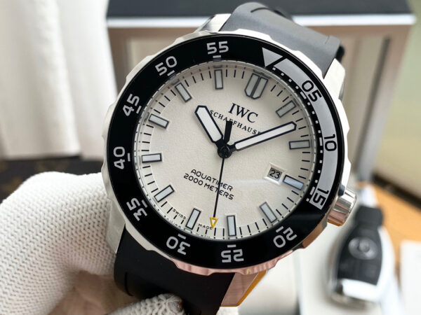 IWC Schaffhausen Aquatimer Automatic -- White