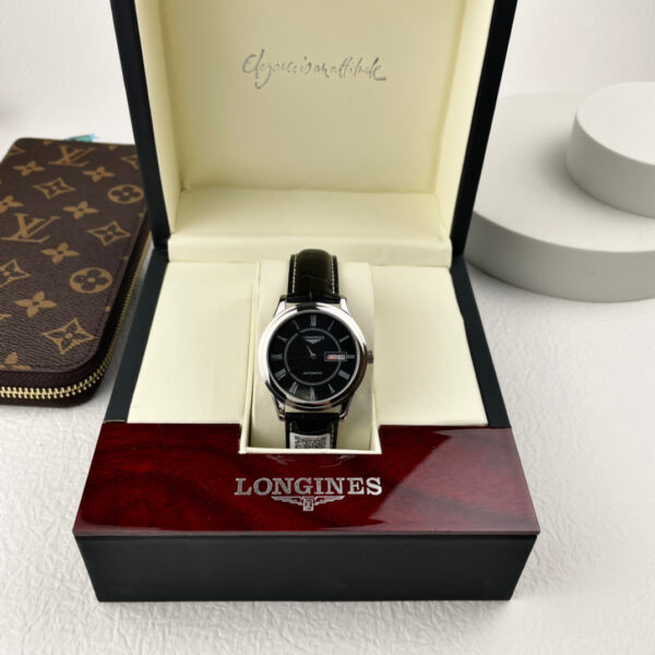 Longines Master Collection, 39 mm, white/black dial, Alligator strap