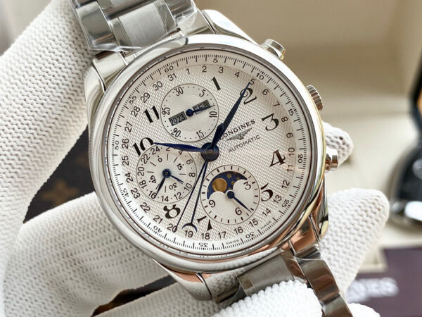 Longines Master Collection, 40 mm, Steel strap, white dial