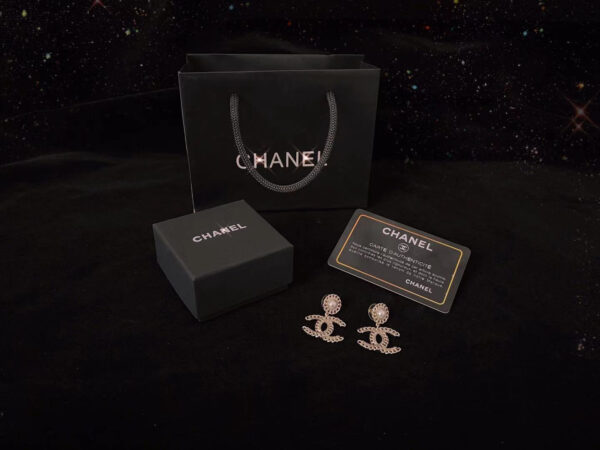 Chanel Classic Twisted Pearl Earrings