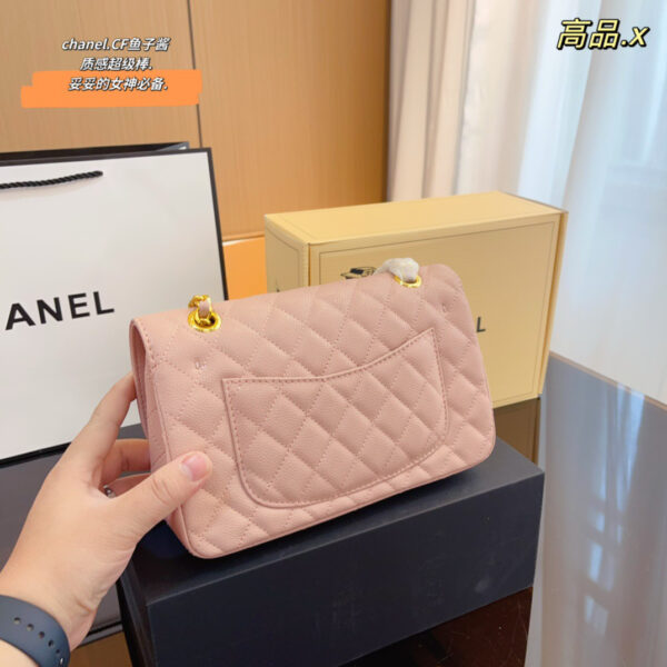 Chanel Classic Handbag (Grained Calfskin)