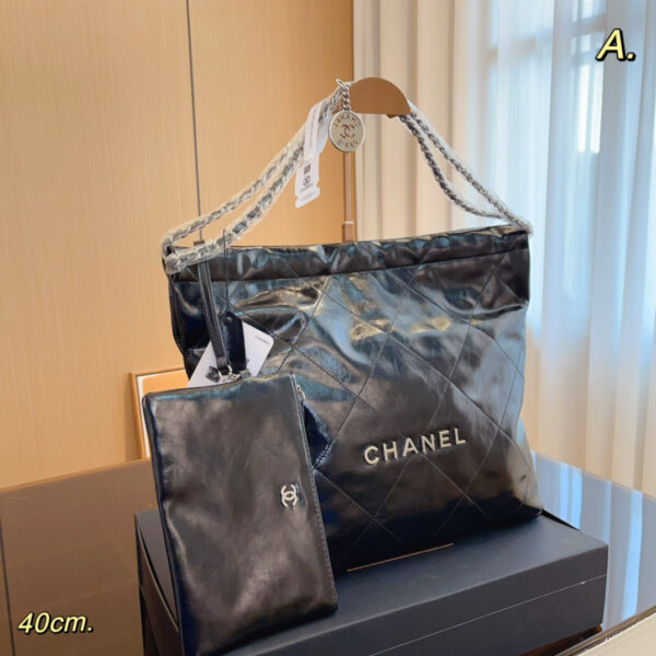 Chanel 22 Handbag (with Coin Chain)