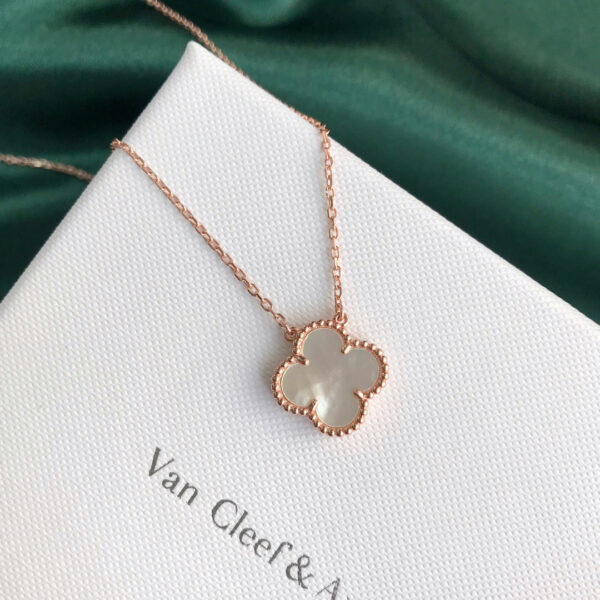 Van Cleef & Arpels Vintage Alhambra Pendant