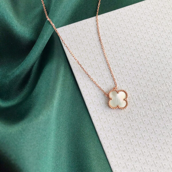 Van Cleef & Arpels Vintage Alhambra Pendant