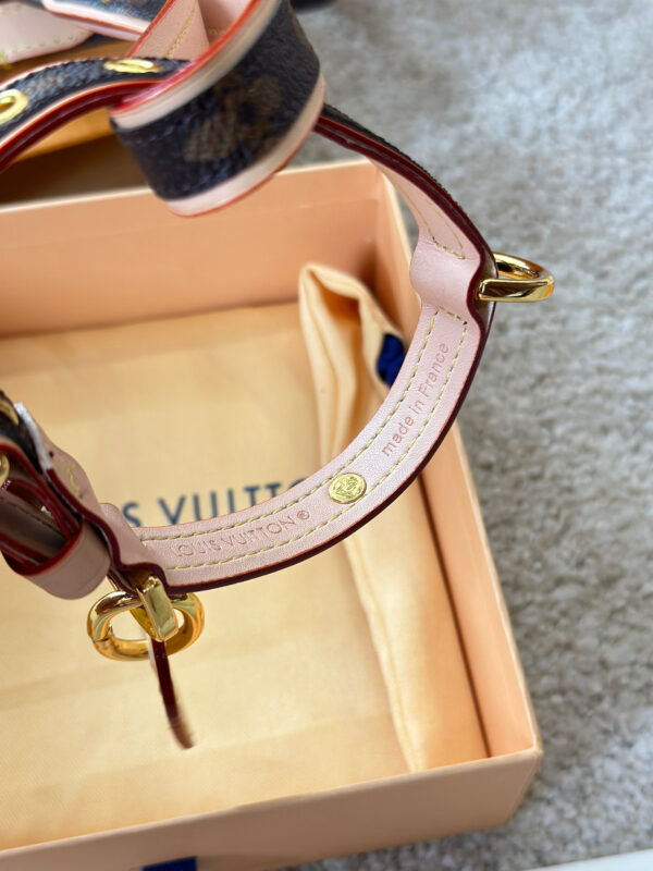 LV Pet Collar + Leash (2 in 1)