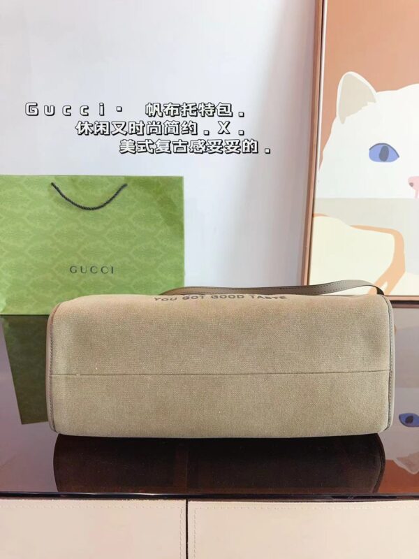 Gucci Travel Bag Carriers perfect for vacations