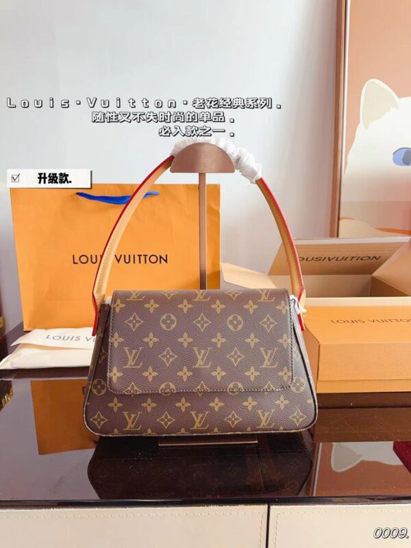 LV NEW Looping Shoulder bag Classic Monogram